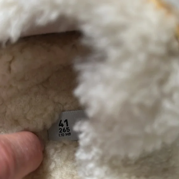 Free People x Birkenstock Arizona Big Buckle Teddy Sandals Size 10 NIB - Picture 14 of 16